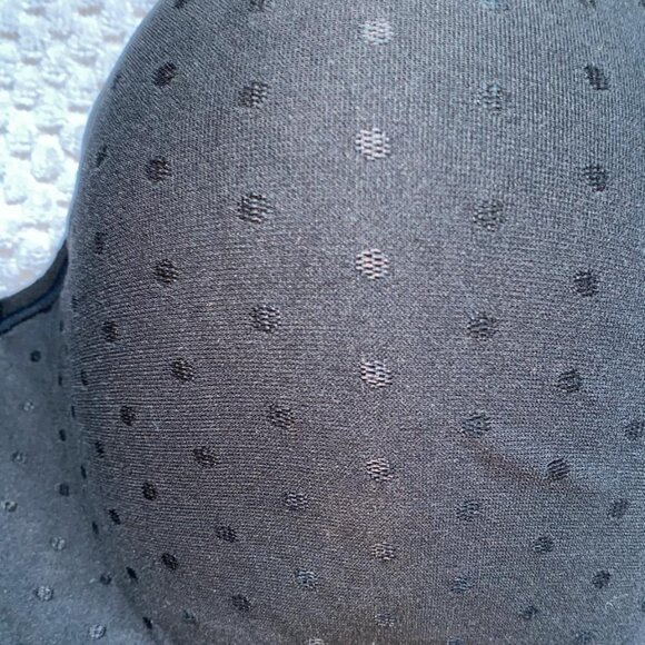 Bali Comfort Revolution Shaping Wireless Smoothing Bra - Picture 8 of 8